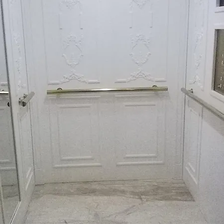 Appartamento Roma Monna Nesebar